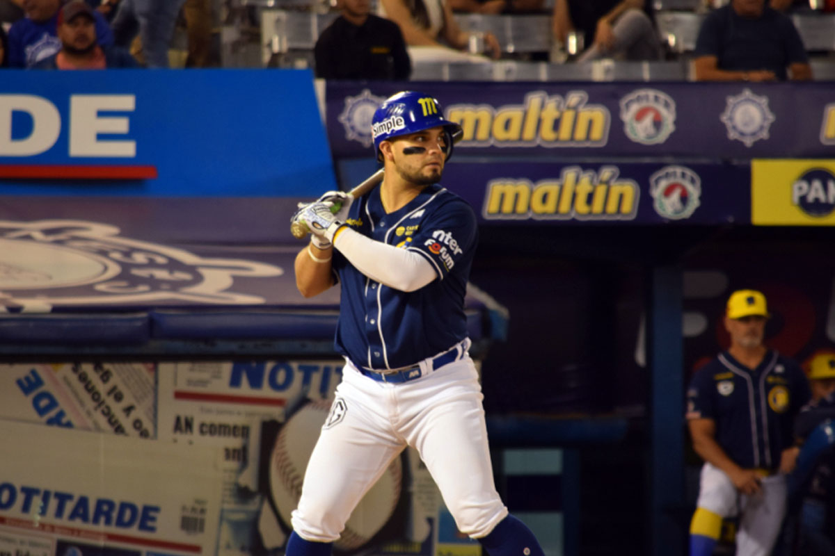 Magallanes logra emocionante remontada ante Tigres y regresa a la senda del triunfo