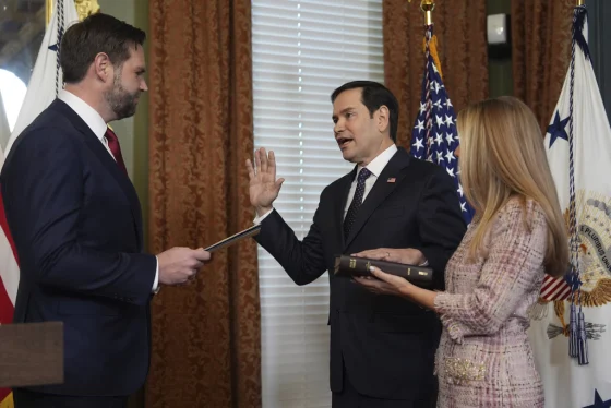 Marco Rubio Jura como el Primer Latino Secretario de Estado: «Promoveré la Paz»