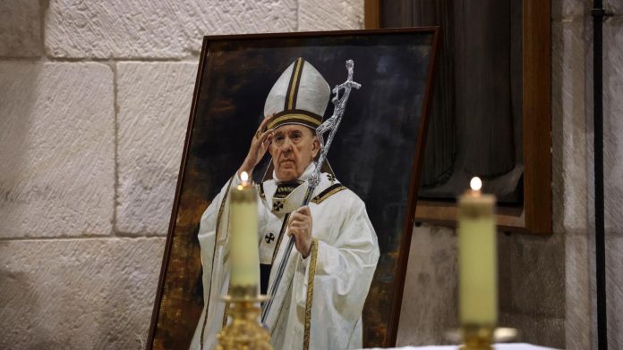 Venezuela decreta tres días de duelo nacional tras el fallecimiento del Papa Francisco 2 Papa Francico 696x392 1