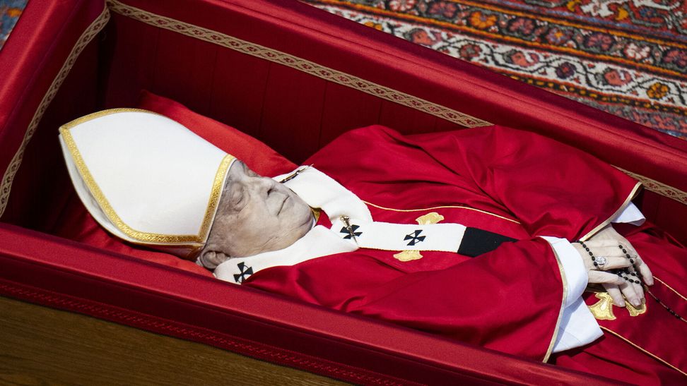 El mundo despide al papa Francisco: capilla ardiente, funeral y camino hacia el nuevo pontífice 2 f.elconfidencial.com original 1cb 08b d9f 1cb08bd9f2eac81dd71971877fbf3464