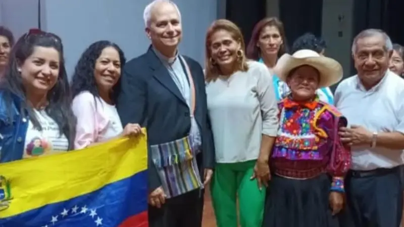“Gracias a Robert Prevost, los migrantes de Venezuela pudimos emprender en Chiclayo”: la huella del papa León XIV en Perú