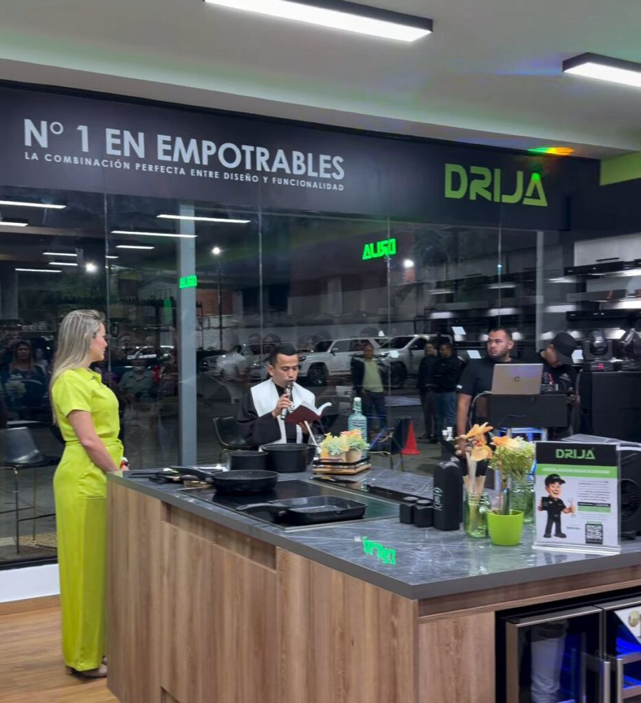 4976797744156576849 1