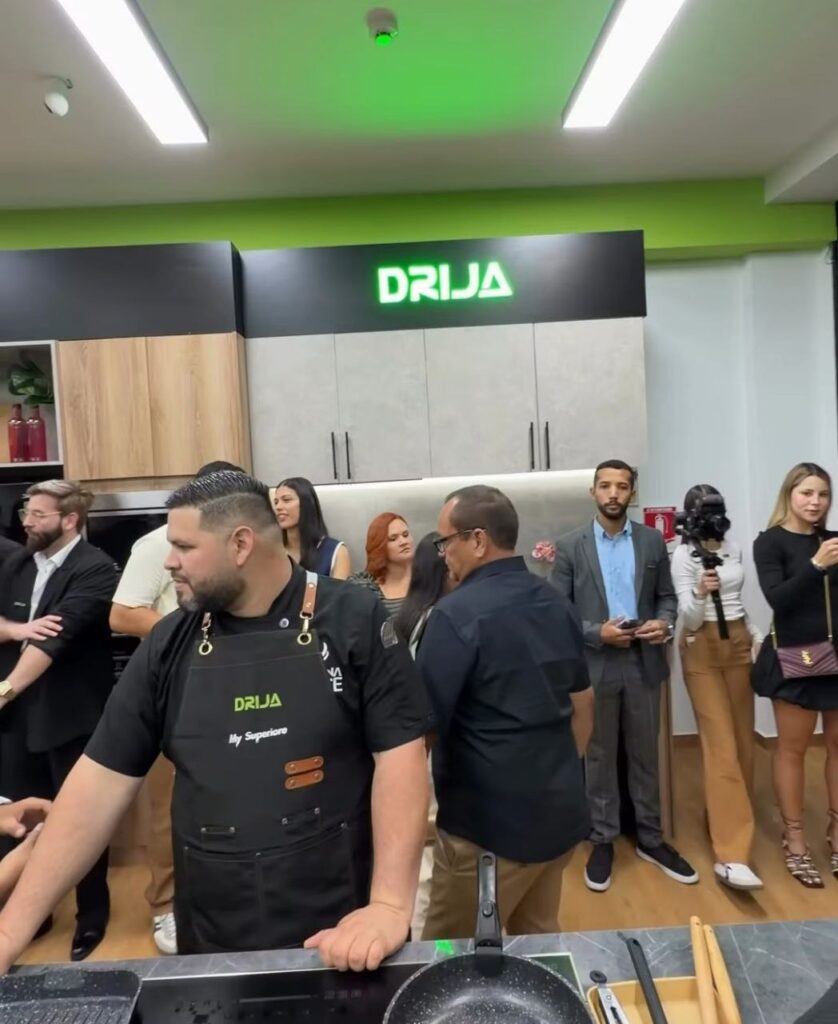 4976797744156576853 1